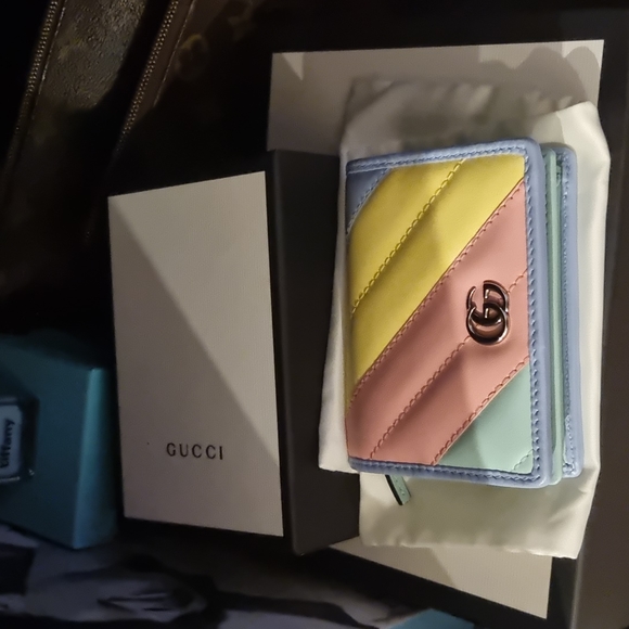 Rare Gucci Marmont Rainbow Pastel Wallet - Picture 8 of 8